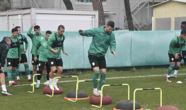 İsmet Taşdemir: "Play-off'taki yerimizi sağlamlaştırmanın derdindeyiz"