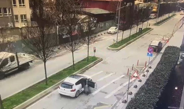 İstanbul'da film gibi olay kamerada: Kaçırdıkları adamı vurup araçtan attılar