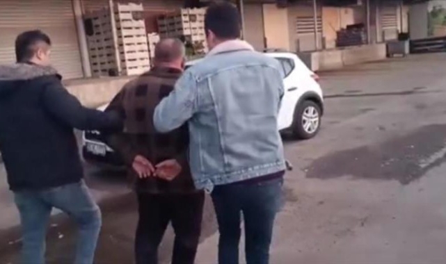 İzmir'de çeşitli suçlardan aranan 183 şüpheli yakalandı