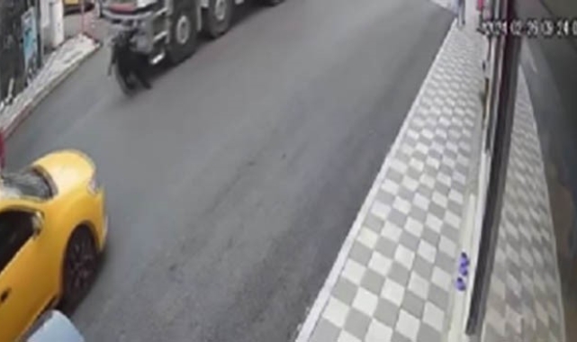 İzmir'de feci ölüm kamerada