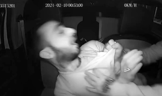 İzmir'de yine taksiciye saldırı: Aracına aldığı kadın yüzünden darbedildi