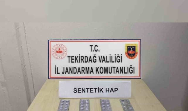 Jandarmadan yasaklı maddeye geçit yok: 4 gözaltı