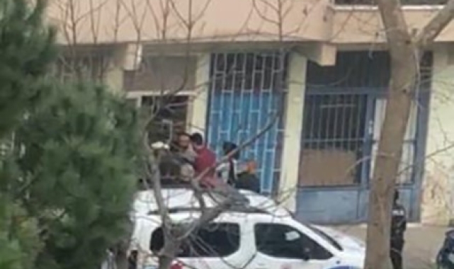 Kadıköy'de alkollü kiracı kaldığı gecekonduyu yaktı