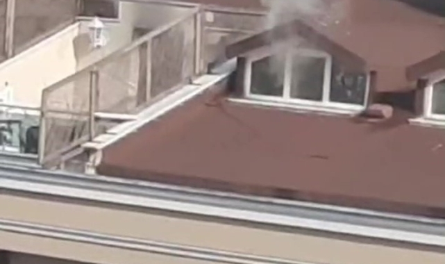 Kadıköy'de dairede çıkan yangın korkuttu