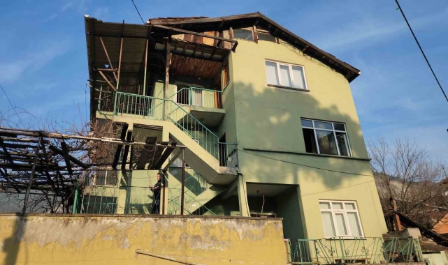 Karabük&#039;te ev yangını