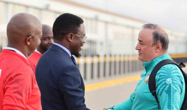 Kenya A Milli Takım Teknik Direktörü Engin Fırat: "Kenya Spor Bakanı Namwamba, vizyonlu ve Türkiye'ye yakın bir lider"