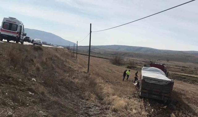 Kırıkkale'de tır devrildi: Sürücü kazadan yara almadan kurtuldu