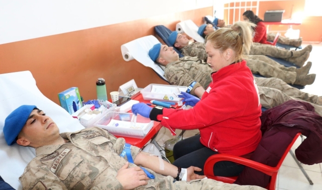 Kırklareli'de jandarmadan kan bağışı