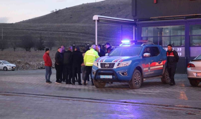 Köfteci Yusuf'ta tavan çökme olayının, kalitesiz malzeme kullanılmasından kaynaklandığı iddia edildi