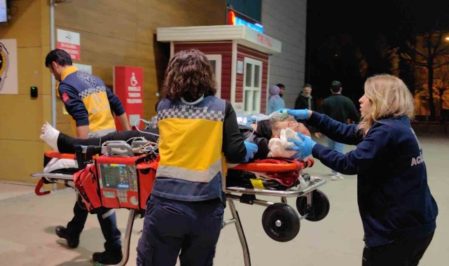 Kontrolden çıkan motosiklet 50 metre sürüklendi, sürücü ağır yaralandı