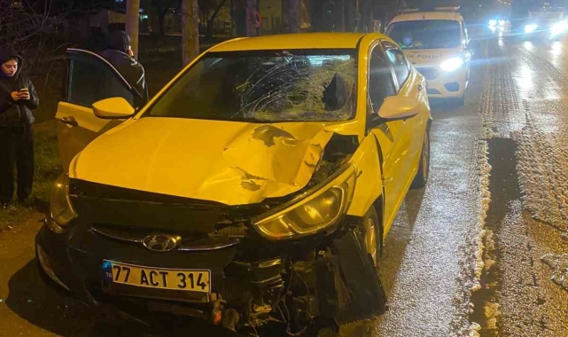 Konya'da otomobilin çarpığı yaya yaralandı