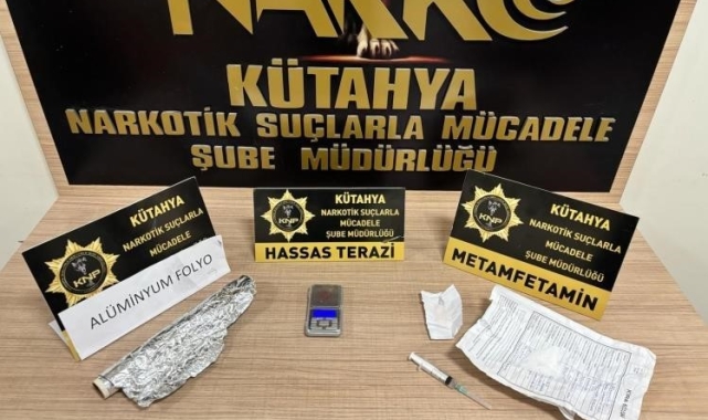 Kütahya'da uyuşturucu satıcısının evinde 24,17 gram uyuşturucu bulundu