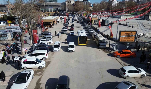 Malatya'da gelişi güzel parklar trafik yoğunluğuna neden oluyor