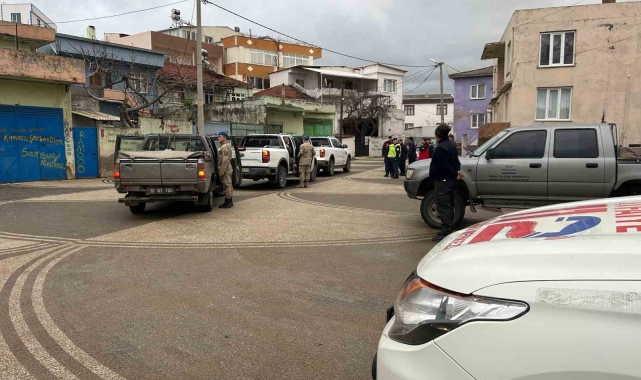 Marmara Denizi'nde kayıp mürettebatı arama çalışmaları sürüyor