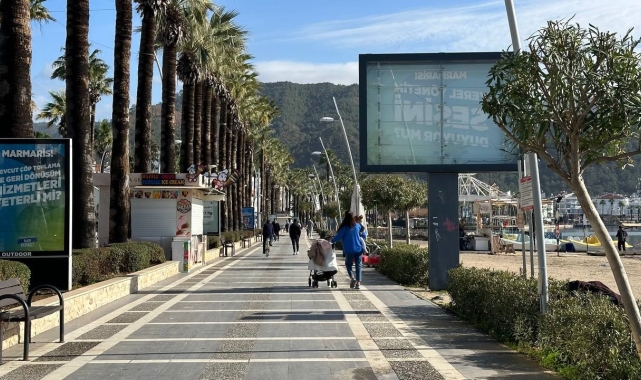 Marmaris'te sağanak yağış, yerini güneşli havaya bıraktı