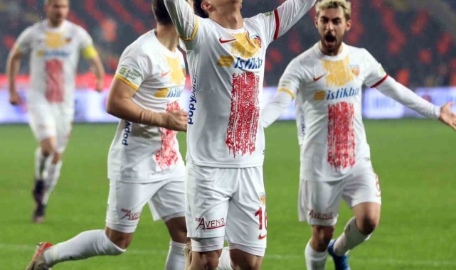 Mehmet Eray Özbek, bu sezon ligde ilk golünü kaydetti