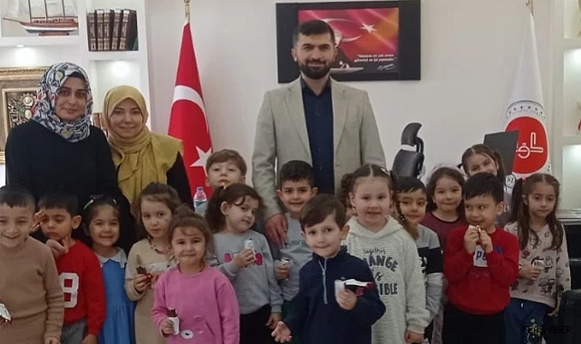 MİNİK YÜREKLERDEN FİLİSTİN’E YARDIM ELİ!