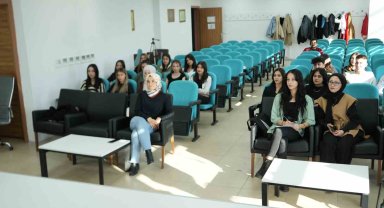 Niğde'de 7-24 Açık Gençlik Merkezi gençlerin yoğun ilgisini görüyor