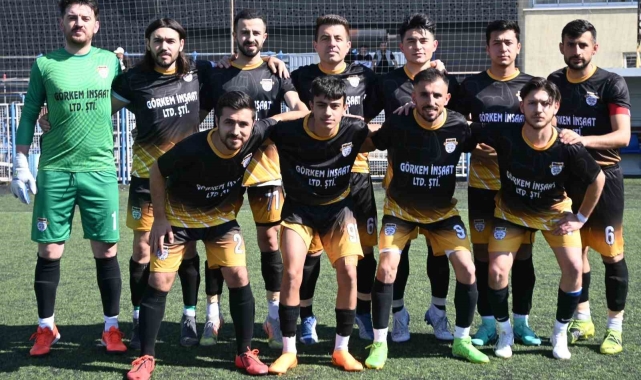 Ömürspor, ilk resmi maçını farklı kazandı