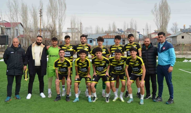 Rakip takım sahaya çıkmayınca Yeşil Vartospor hükmen galip geldi