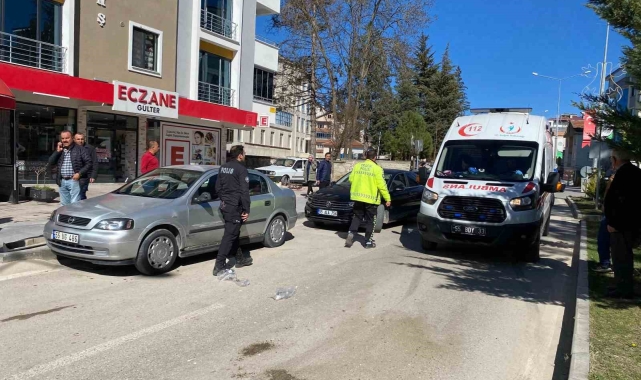 Samsun'da 4 aracın karıştığı kaza: 3 yaralı