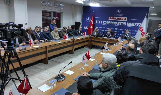 Şanlıurfa'da 6 Şubat depreminde hayatını kaybedenler anıldı