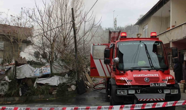 Sarıyer'de kömür sobasından yangın çıktı, evi kül olan yaşlı kadın gözyaşlarını tutamadı