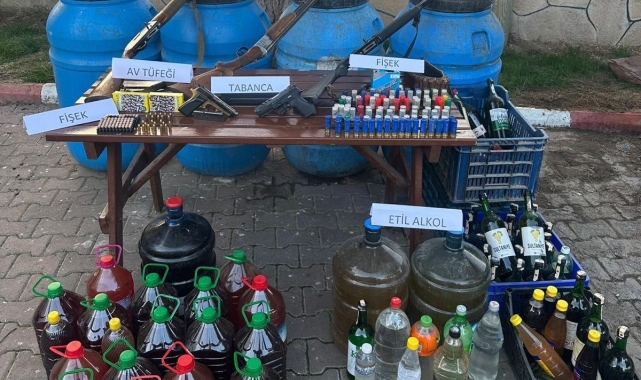 Şehzadeler'de jandarmadan kaçak şarap operasyonu