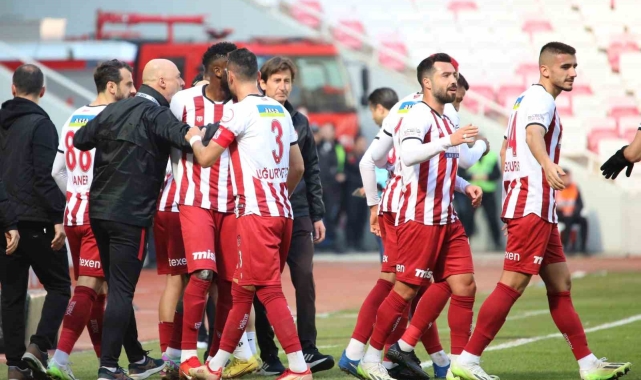 Sivasspor, ligde 8. galibiyetini aldı