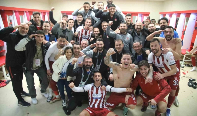 Sivasspor'dan galibiyet pozu