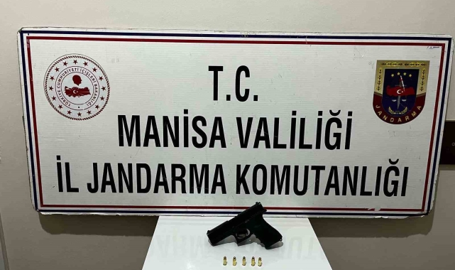 Şüpheli şahıstan tabanca çıktı