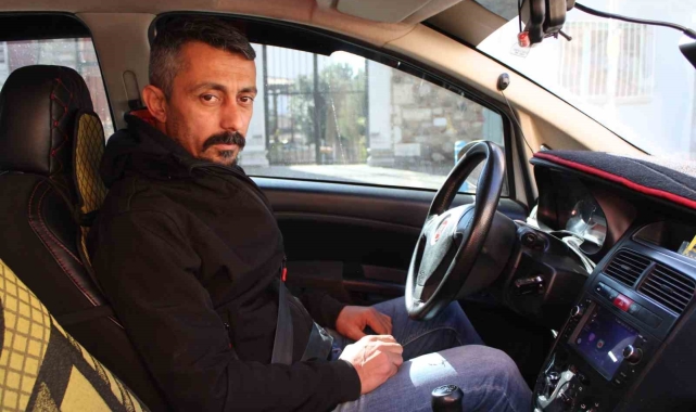 Taksici kendisine hakaret eden kadın müşterisinden şikayetçi oldu