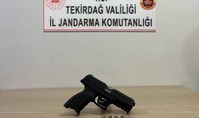 Tekirdağ'da silah ve uyuşturucu ele geçirildi