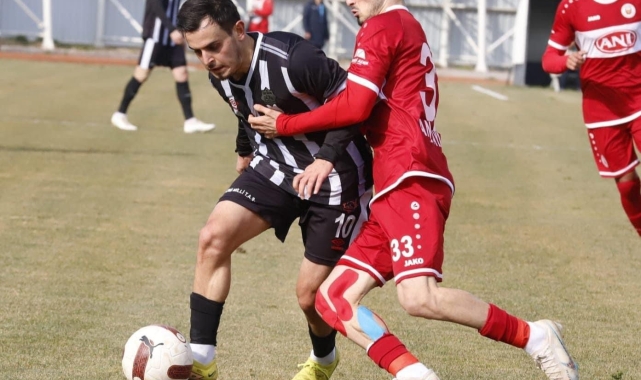 TFF 2. Lig: 68 Aksaray Belediyespor: 0 - Karaman FK: 2