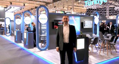 Türk Telekom CEO'su Önal, Mobil Dünya Kongresi'nde basın mensupları ile buluştu