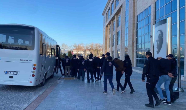 Uşak'ta Sibergöz-21 operasyonunda 10 kişi tutuklandı