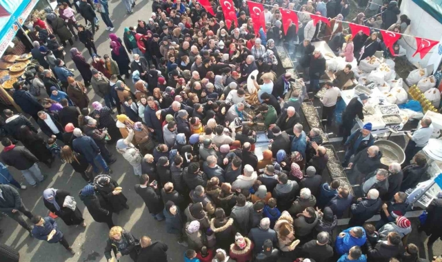 Yalova'da festivalde 3 ton hamsi ikram edildi