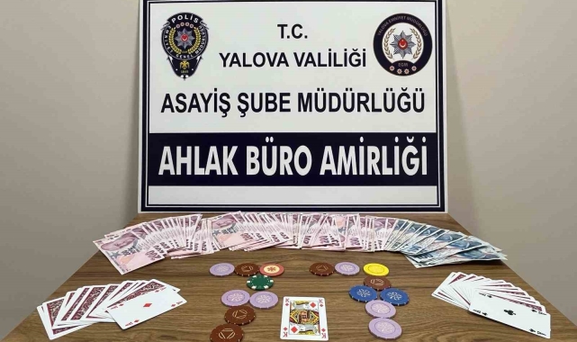 Yalova'da kumar oynayan 8 şüpheliye 51 bin 400 lira ceza