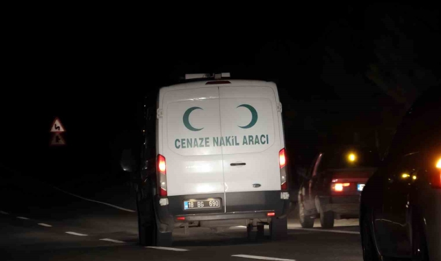 Yaşlı adam bahçede yanmış halde ölü bulundu