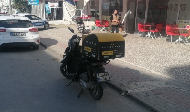 Yola fırlayan çocuk kaza yaptırdı, ilk yardımına da o koştu