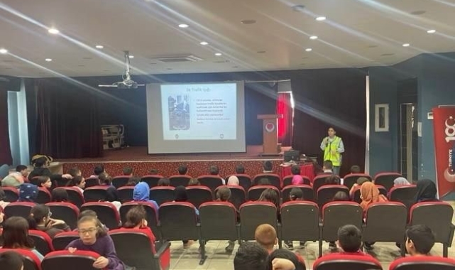 140 öğrenci daha trafik eğitimlerini tamamlayarak bilinçlendirildi