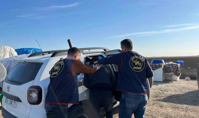 17 yıl hapis cezasıyla aranan cezaevi firarisi çadırda yakalandı