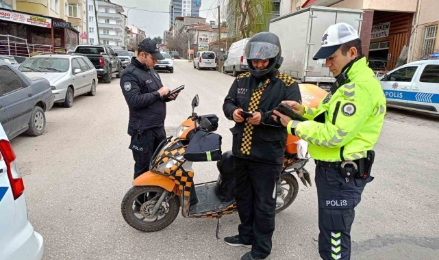 18 motosiklet sürücüsü 37 bin 170 TL'lik cezadan kaçamadı