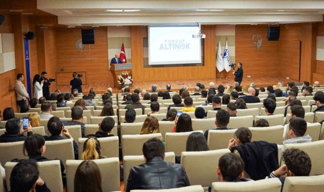 ABB Başkan Adayı Altınok, Atılım Üniversitesinde