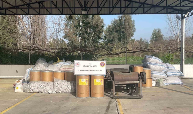 Adana'da kaçak havai fişek üretimine 2 gözaltı
