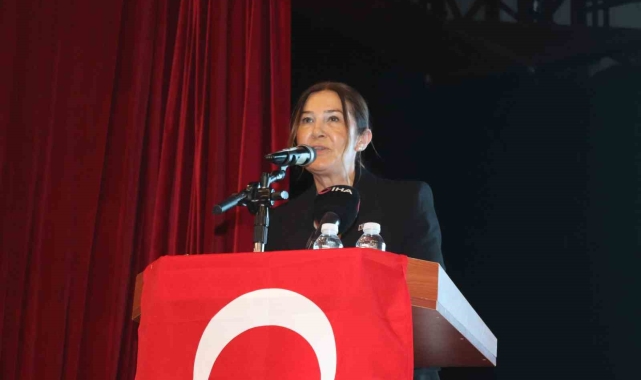 AK Parti Güzelbahçe adayı Bucaklıoğlu: "Mevcut belediye hizmetlerinden memnun olmadığımızdan dolayı bu yola çıktım"