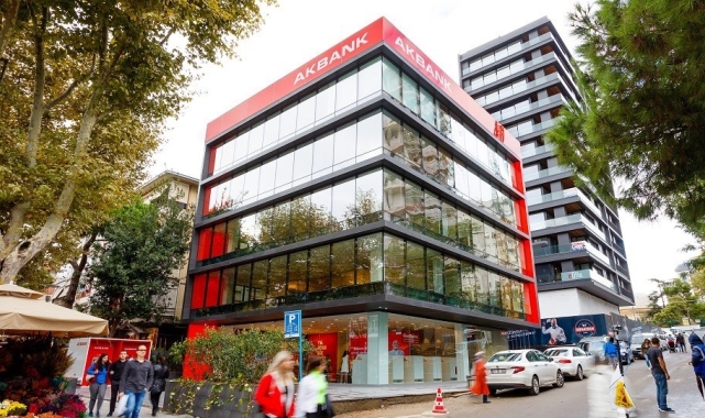 Akbank VikiMaraton'da 'İş Hayatında Kadın' içerikleri mercek altına alınacak