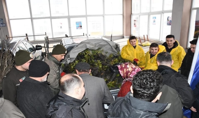 Alaçam'da Orman Haftası kapsamında fidan dağıtımı yapıldı