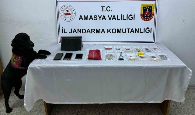 Amasya&#039;da jandarmadan uyuşturucu operasyonu: 4 tutuklama