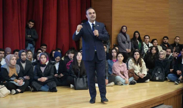 "Ay'a milli hibrit roket motorumuzla erişeceğiz"